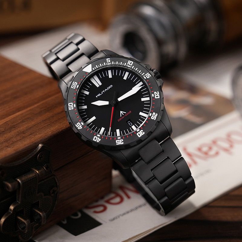 ミリタード ML16 新しい PVD ​​クォーツ時計 VH - Rolex Watch Submariner のレビューと価格