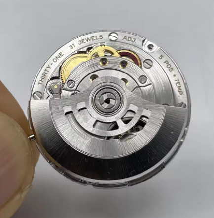 新しい40MM GMTメンズ腕時計、3285ムーブメント搭載 - Rolex Watch Datejust のレビューと価格